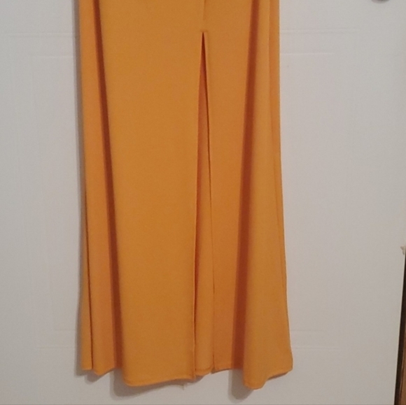 Mustard yellow dress - Picture 8 of 8